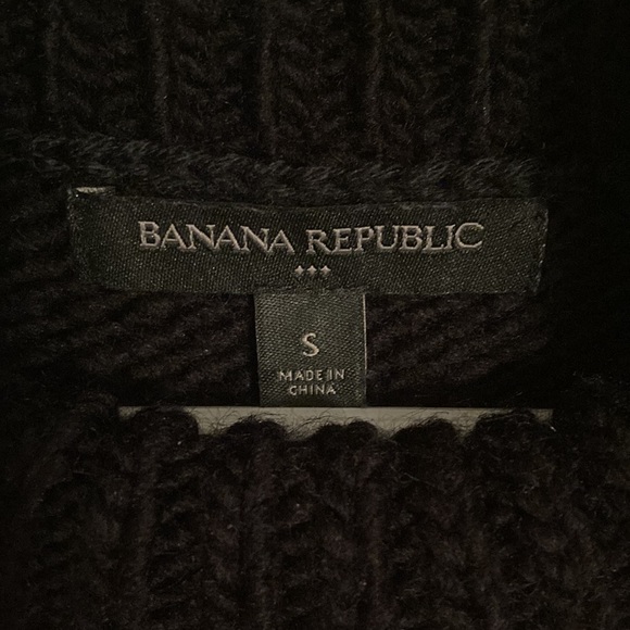 Banana Republic Turtleneck Sweater Vest - Picture 5 of 5